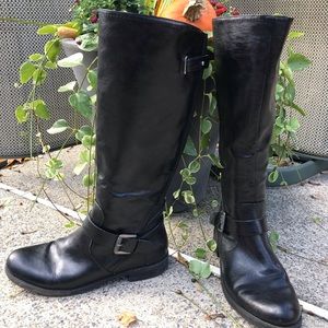Yuu Catie black zip riding boots size 9 1/2